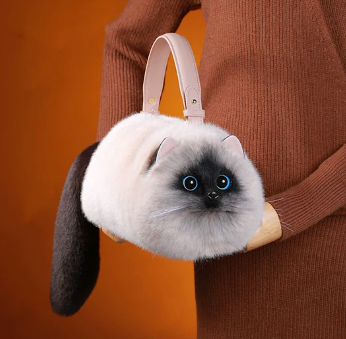 🐾 Catameng Cat Plush Bag –Black and white